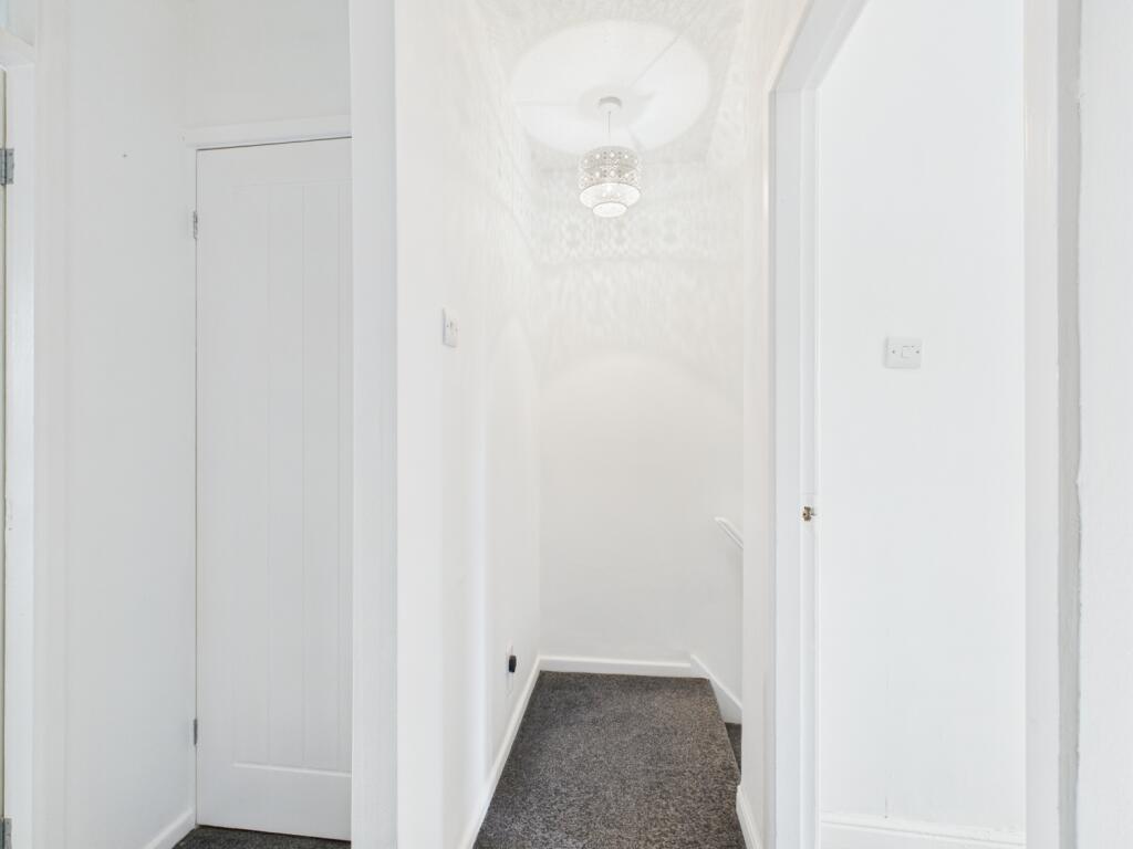 CAM04634G0-PR0043-STILL010