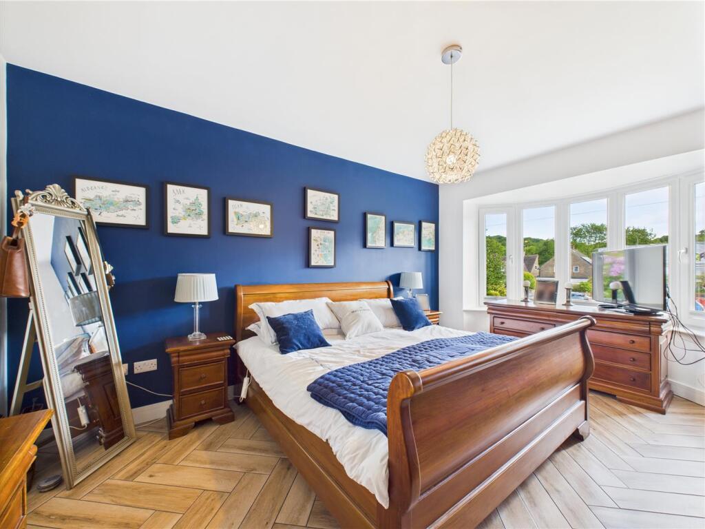 CAM02739G0-PR0244-STILL001 BROCHURE.jpg