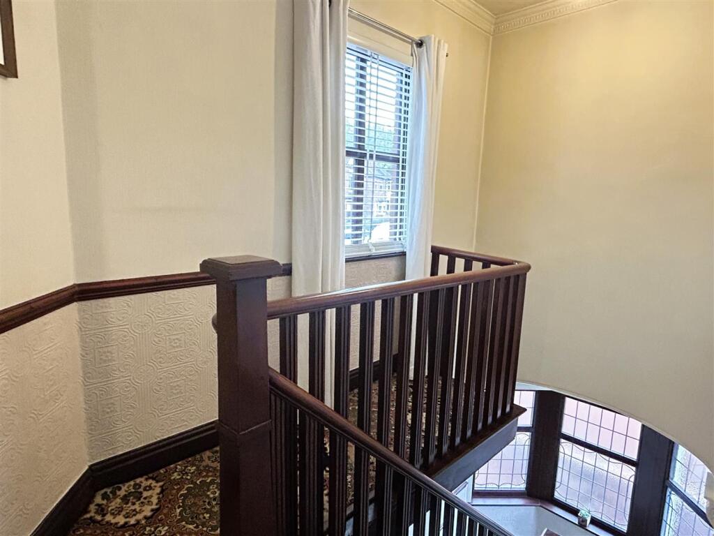 gallery.JPG