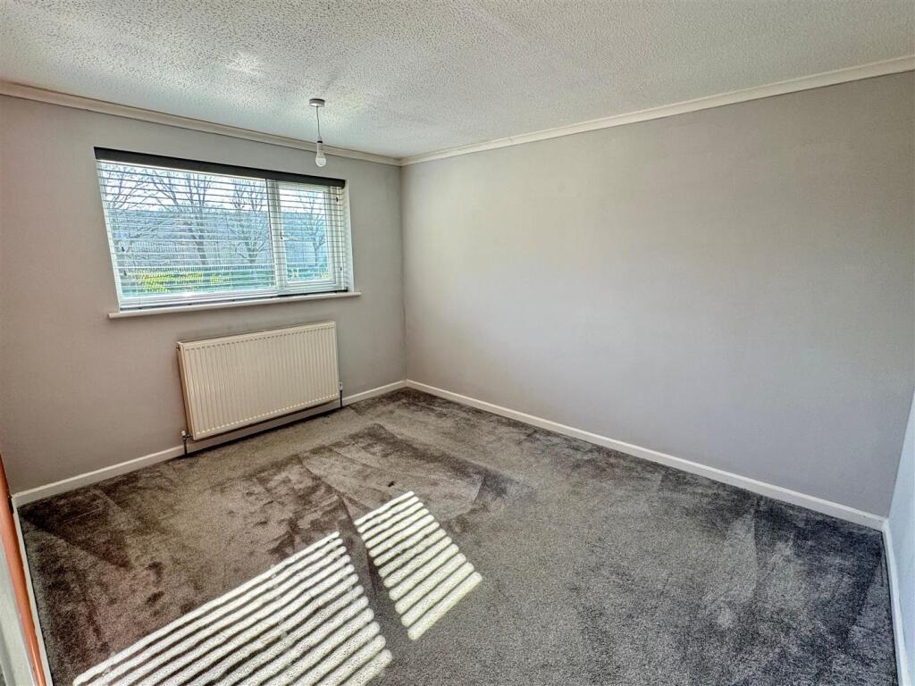 21 Polwhele Road Bedroom 1