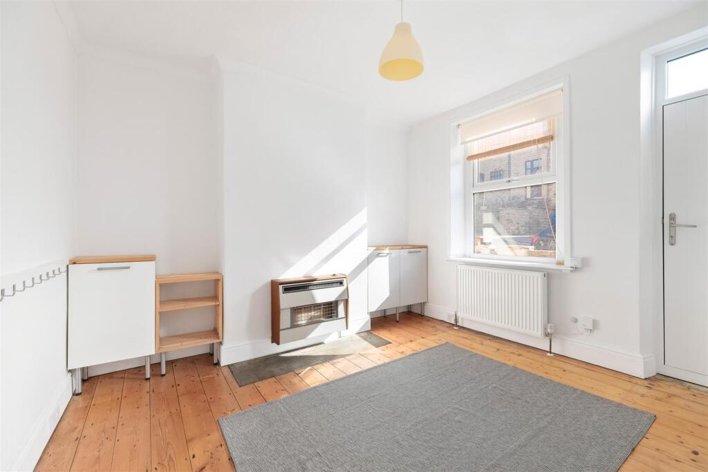 untitled (10 of 15).jpg