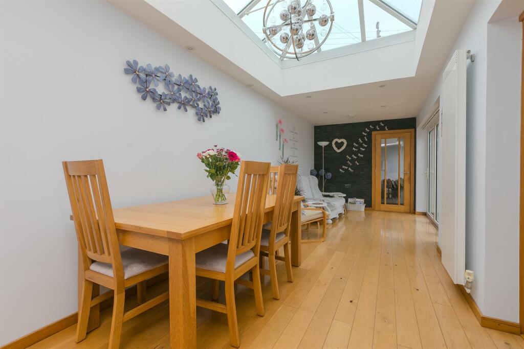 5 Albertus Drive-17.JPG