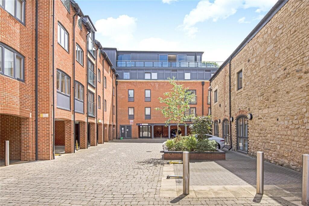 THE LION BREWERY APARTMENT COMPLEX.jpeg