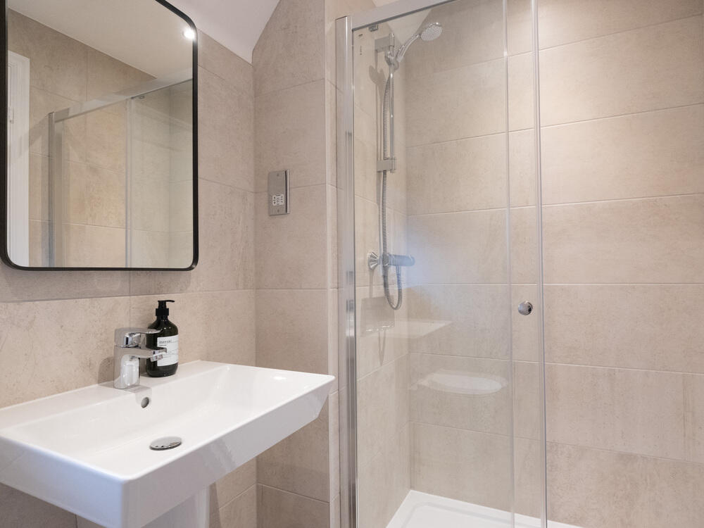 The Marlow - Bathroom