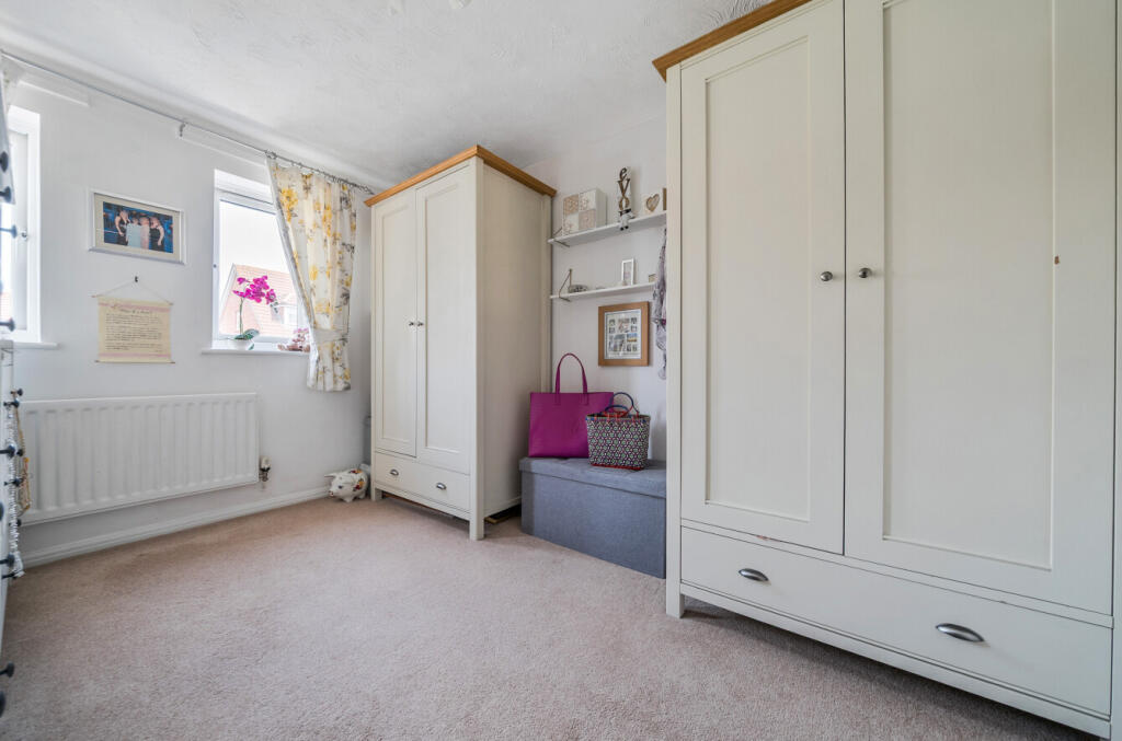 1298792-17-684040...