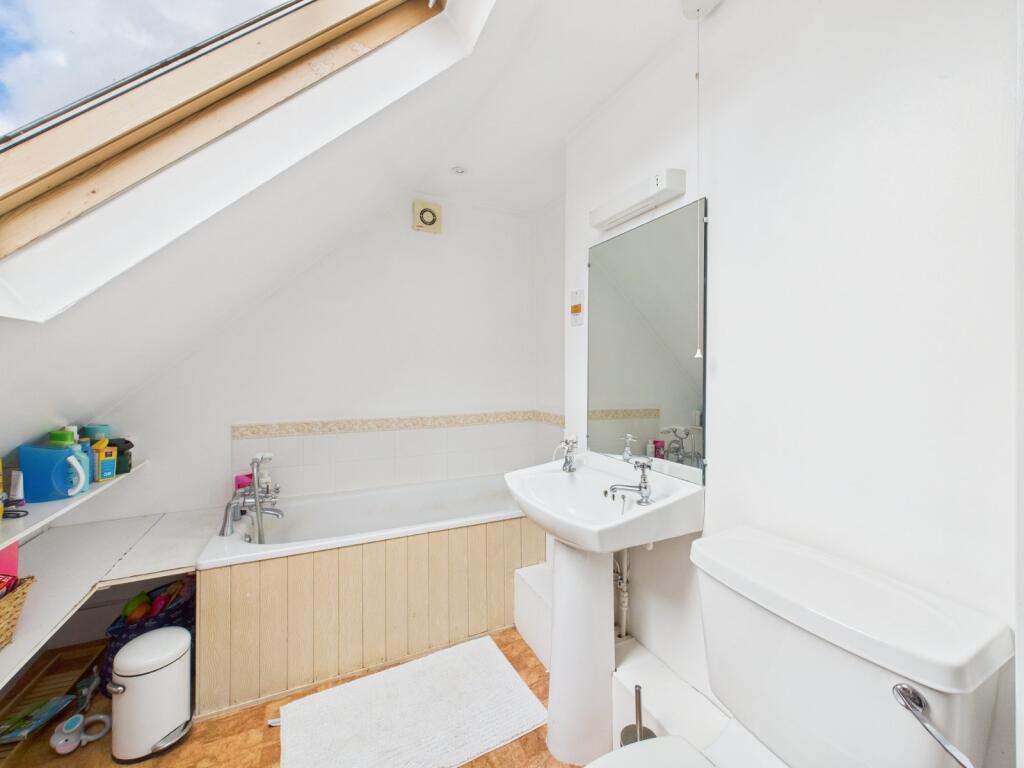 En Suite Bathroom