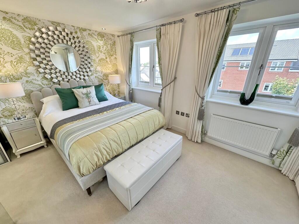 IMG-20250917-WA00...