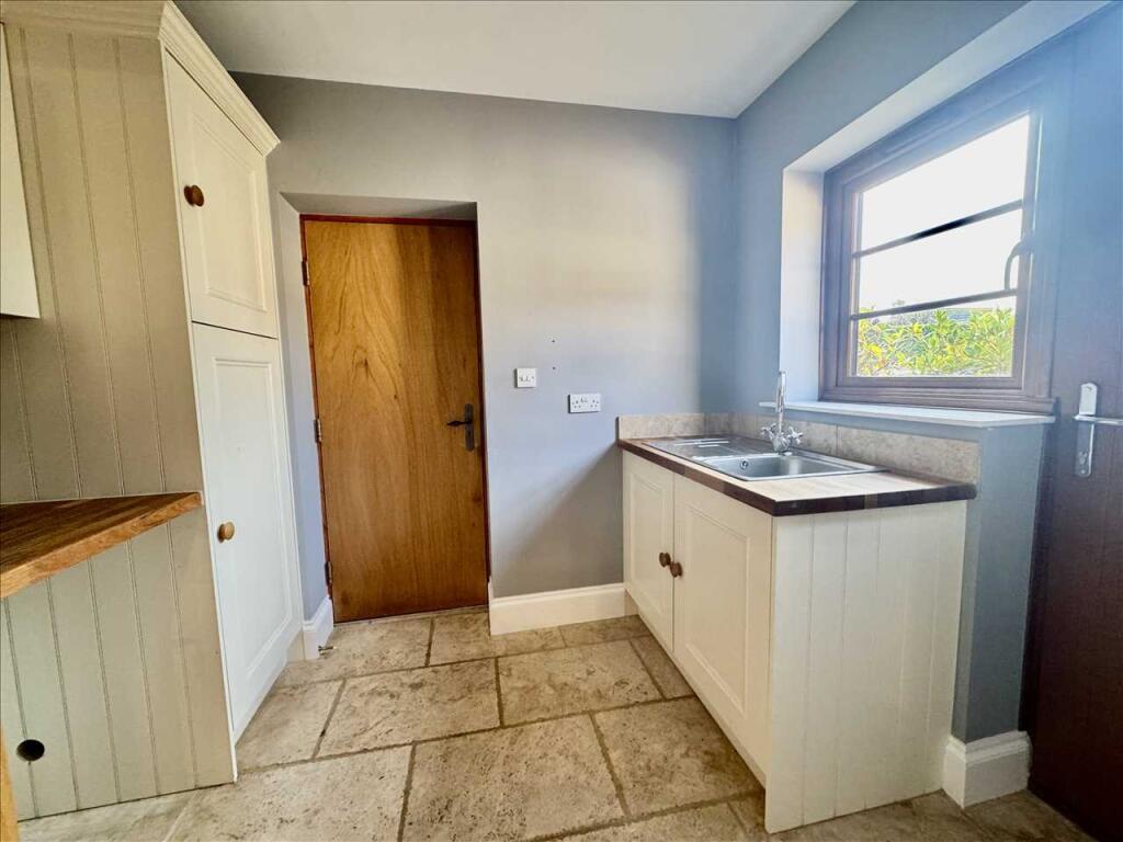 UTILITY ROOM