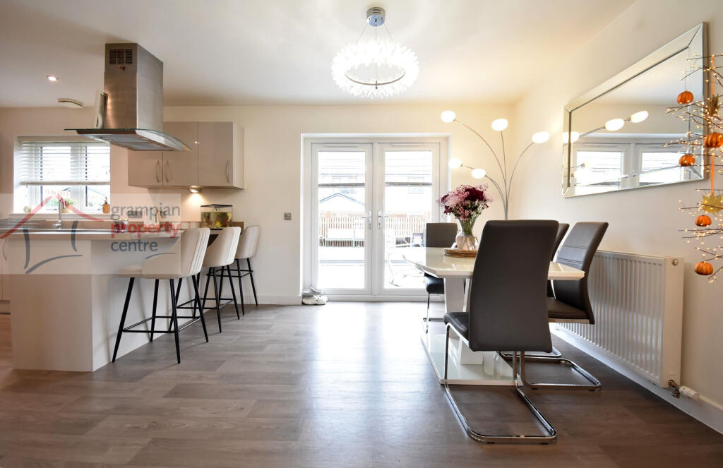 kitchen .JPG