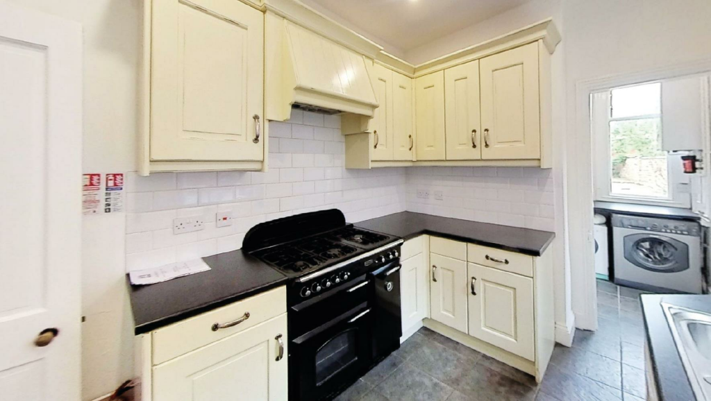 26 LYTHAM ROAD-11.png