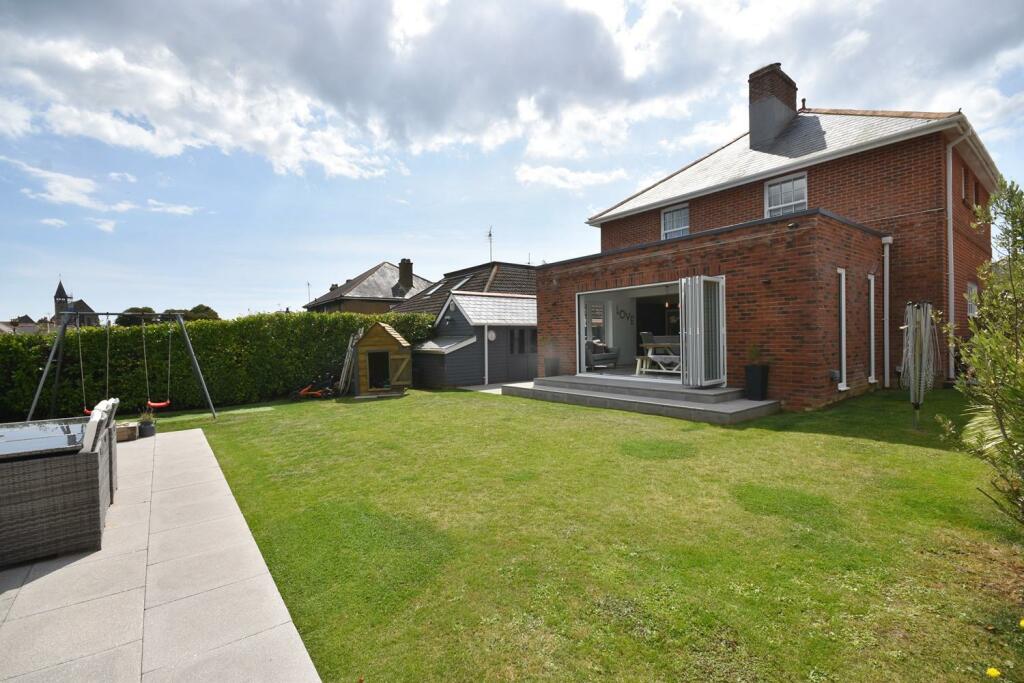 Rear  &amp; Garden.JPG