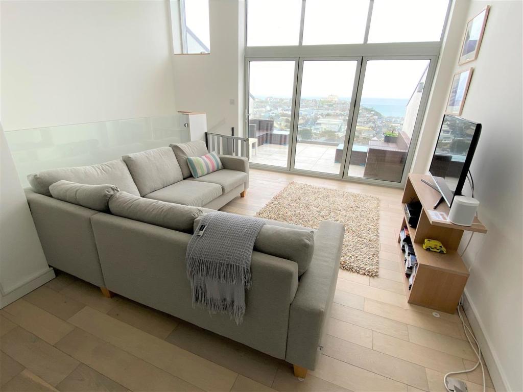 11 Towan Heights Sun Room