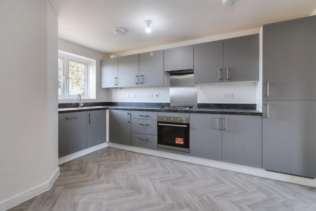 Owen Close, Gedling, Nottingham, NG4 4QS