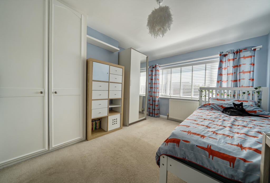 1360488-7-68da7ea...