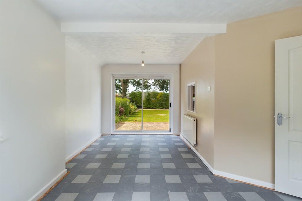 CAM01689G0-PR0407...