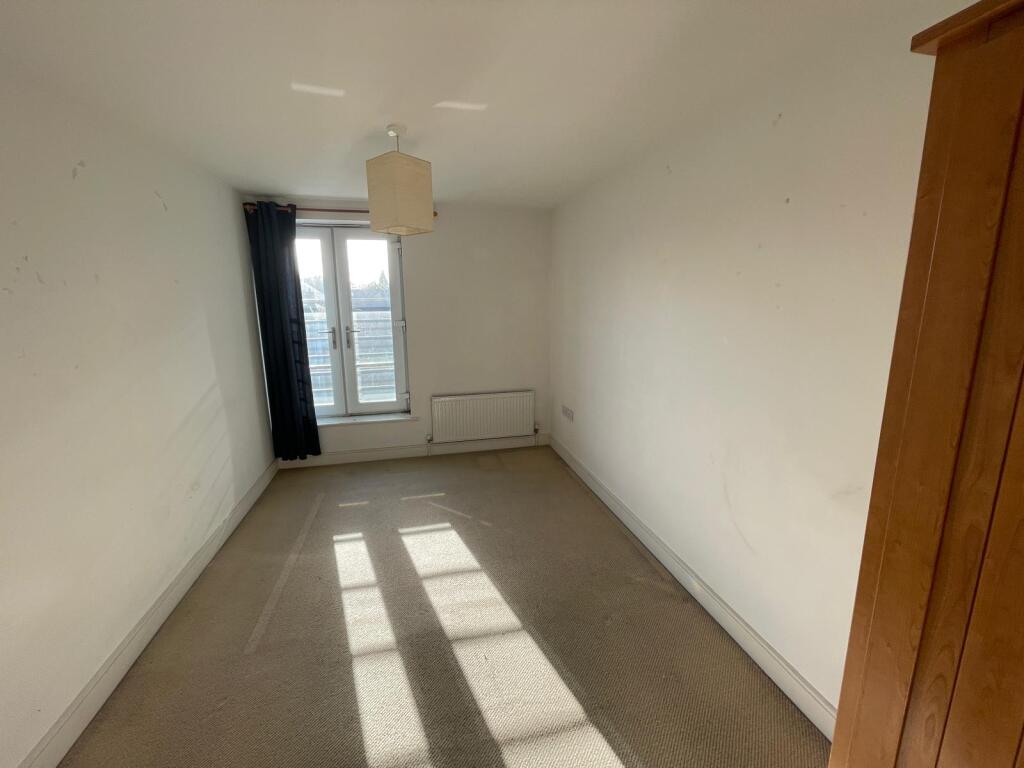 WhatsApp Image 2025-11-17 At 14.02.24 6bf6054d T202511171415.jpg