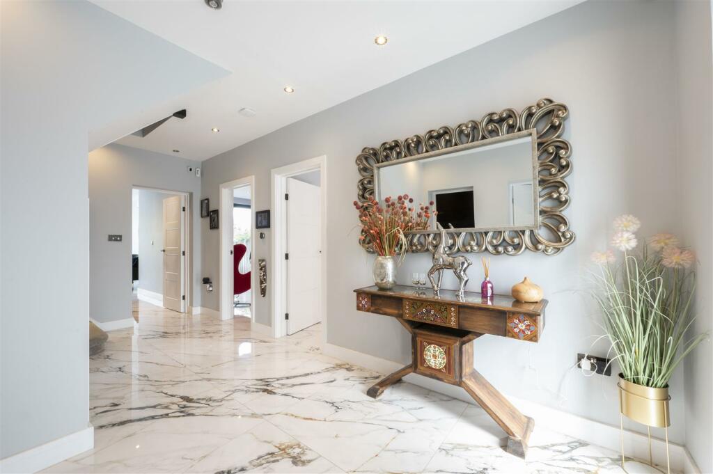 34 Holland Avenue,4.jpg
