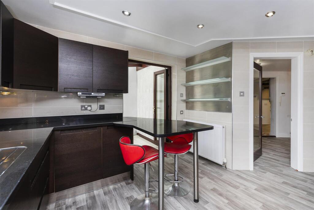 Bramleys Estate Agents - Hoults Lane - Greetland (