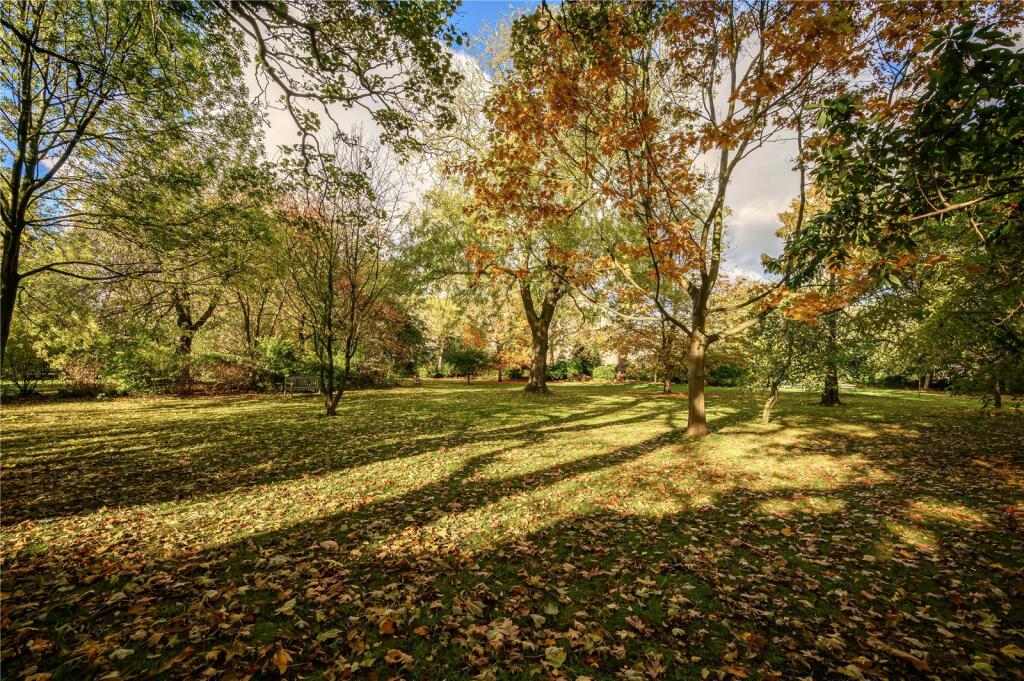 Drummond Place Grdns