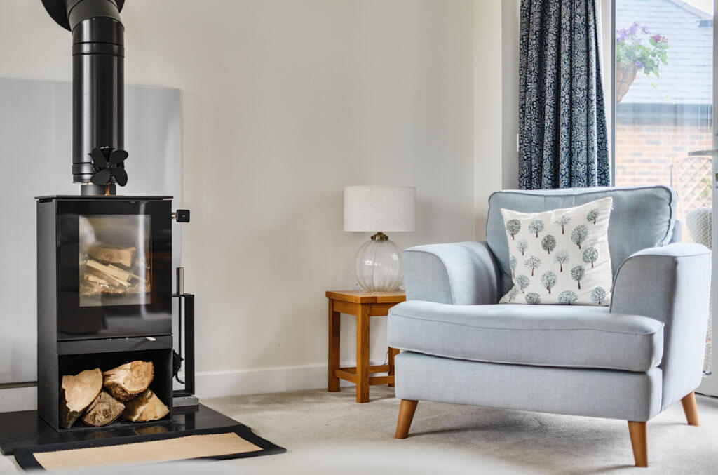 1301017-28-68371a...