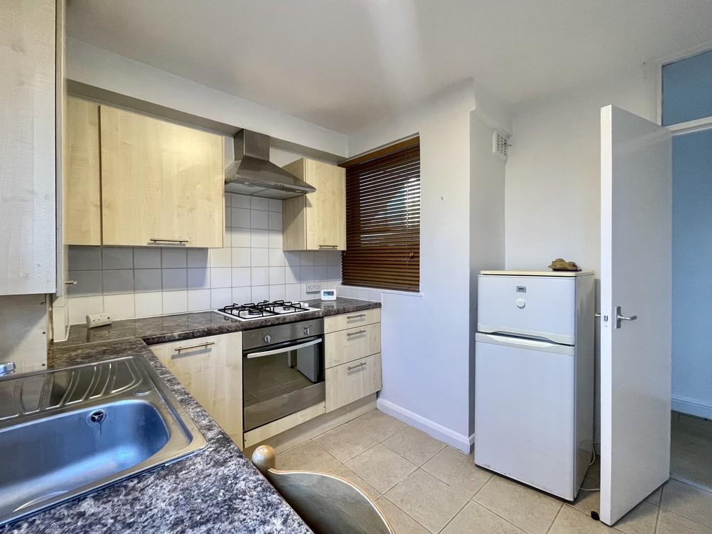 Kitchen (2)