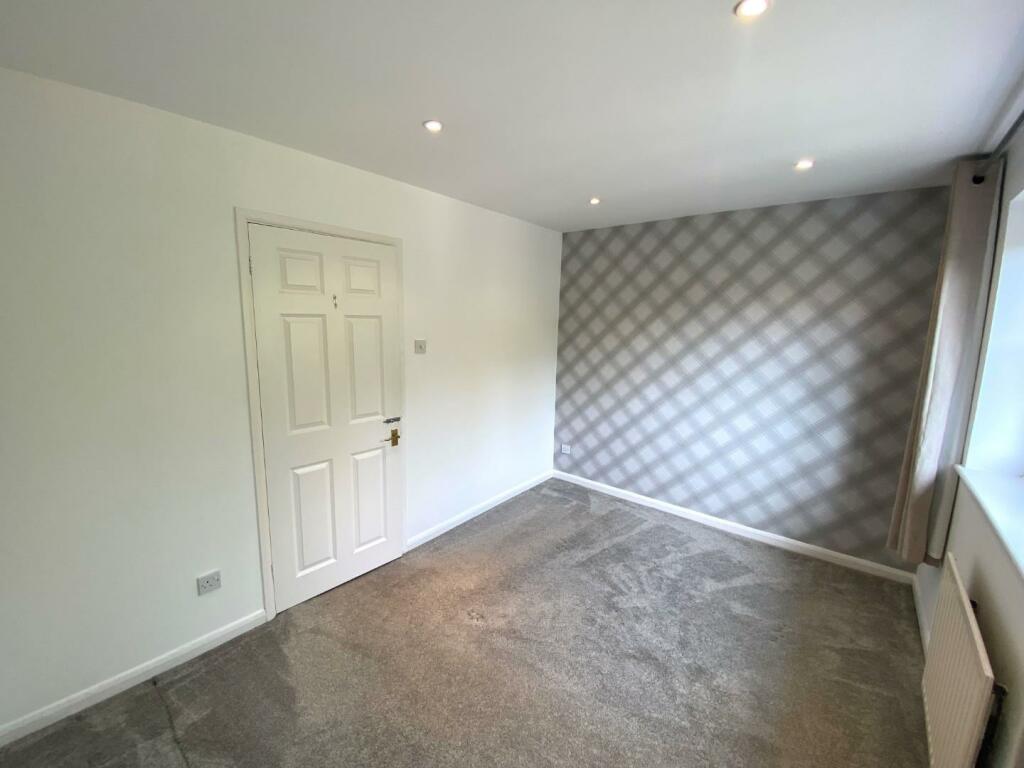 haymoor bedroom 1 2.jpg