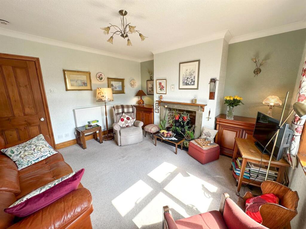 2 bed terrace, Silsden