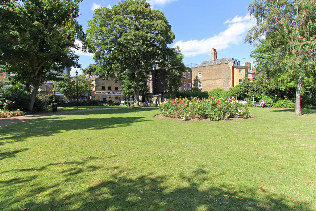 Photo 11