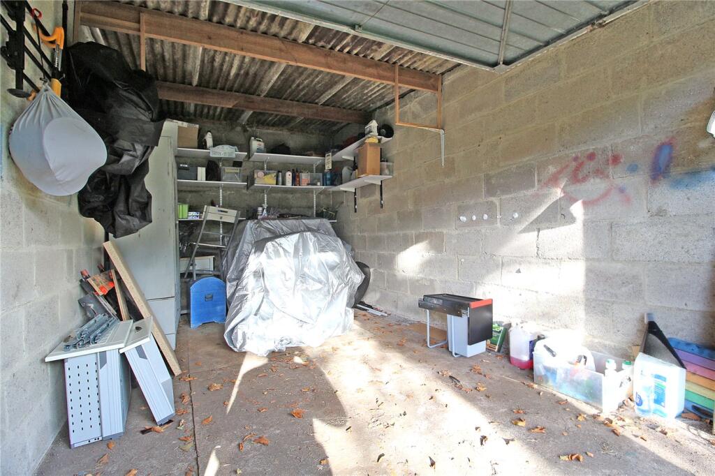 Garage 3