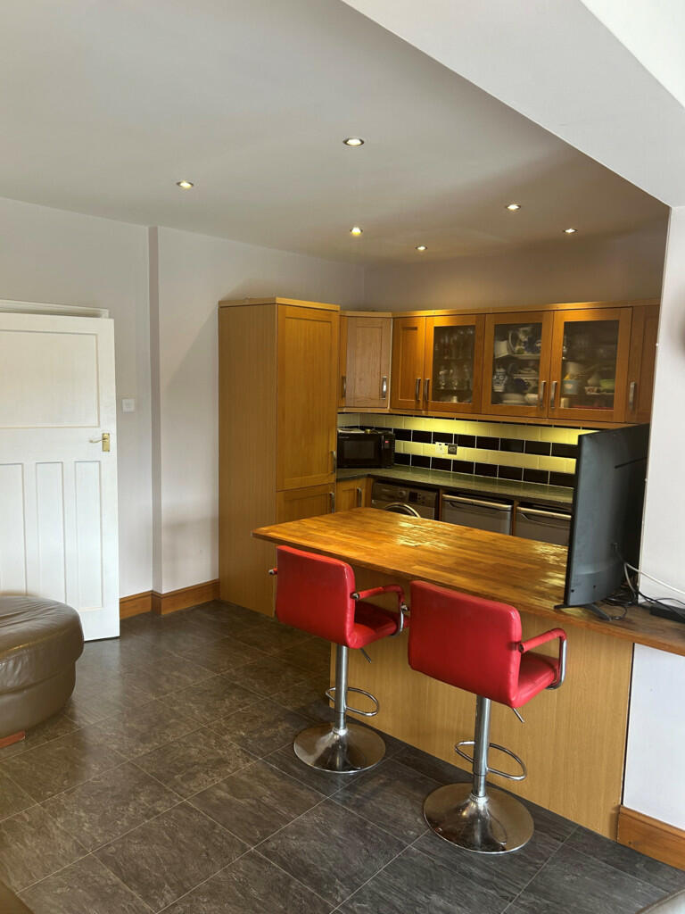 39 Waterloo Road ...