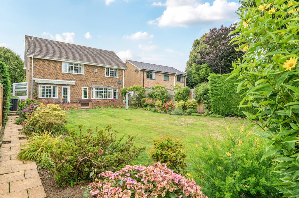 1334996-12-689496...