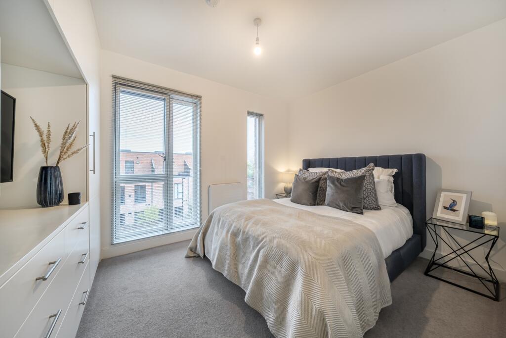 1355769-20-68c804547b21e