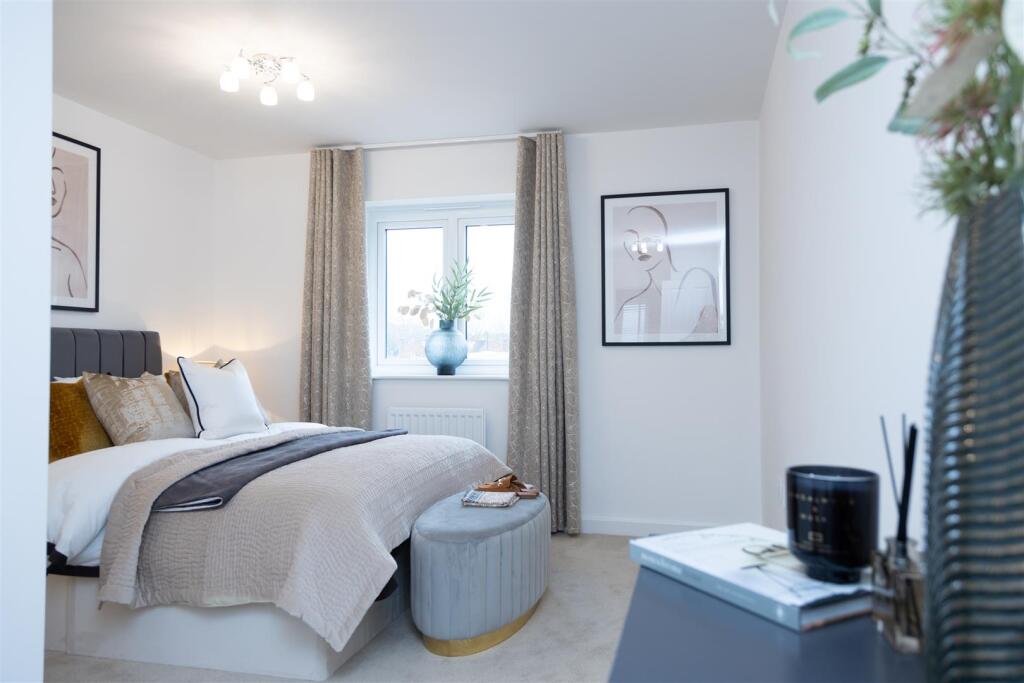 Crest Nicholson (14).jpg