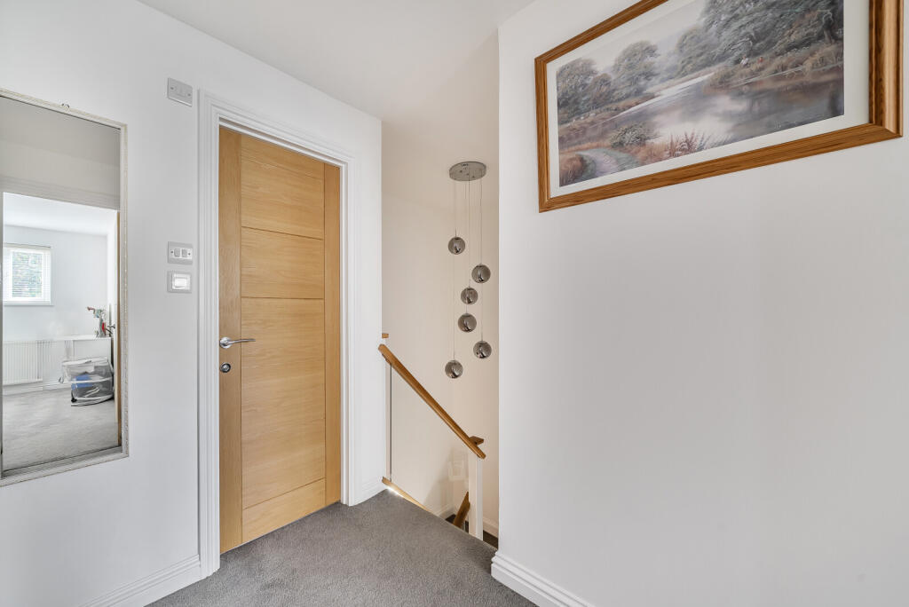 1354999-12-68c963...