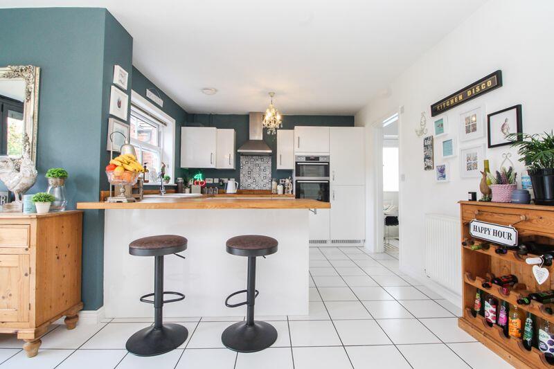 Kitchen/Diner/Family Room