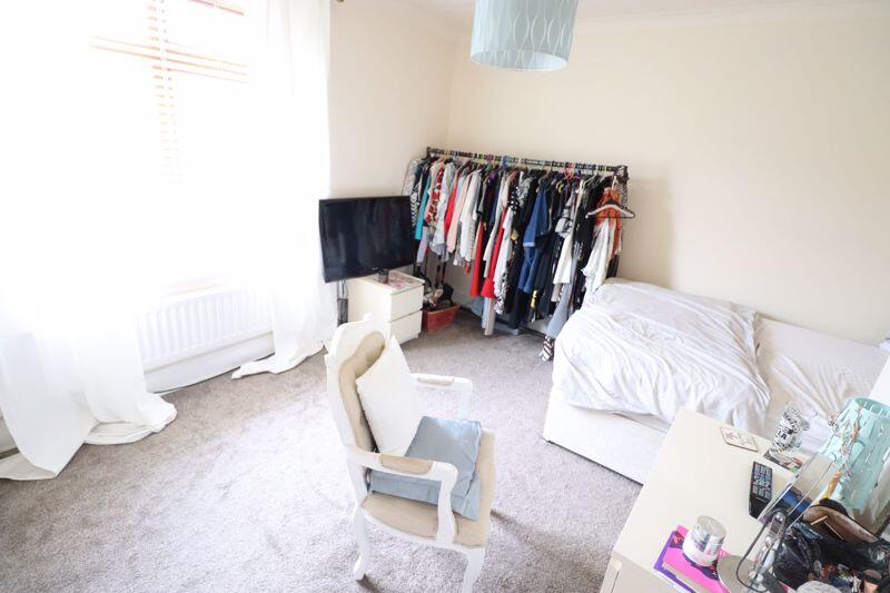 FRONT BEDROOM