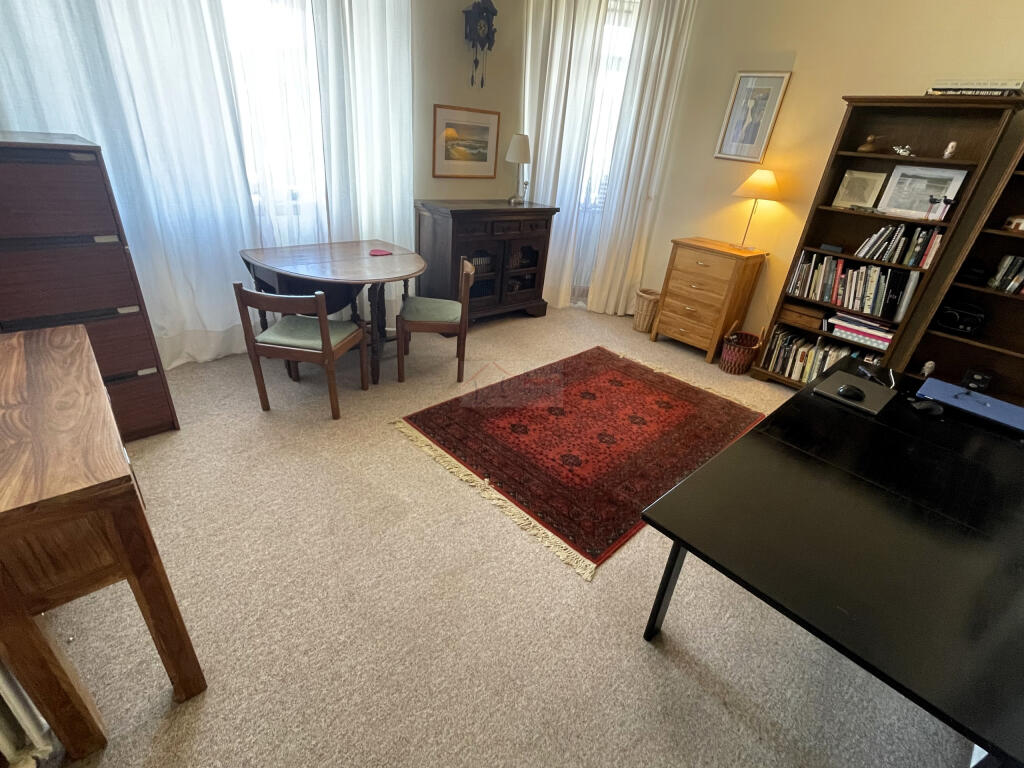 Dining Room a.JPG
