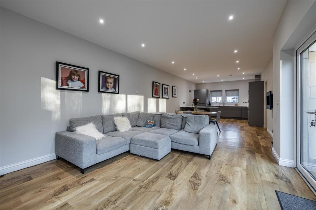 12 Coatburn Green Darnick 10.JPG