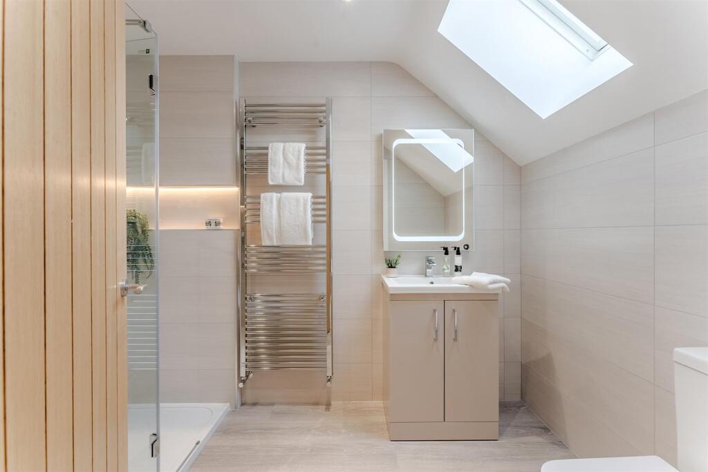 En-suite Shower Room