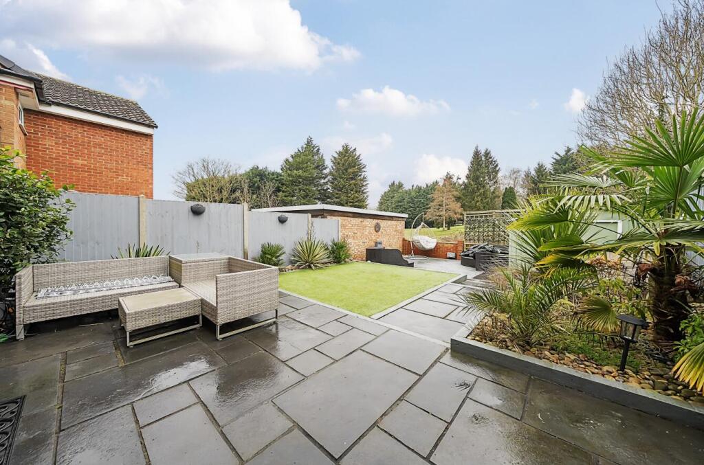 55 Sunningdale Drive