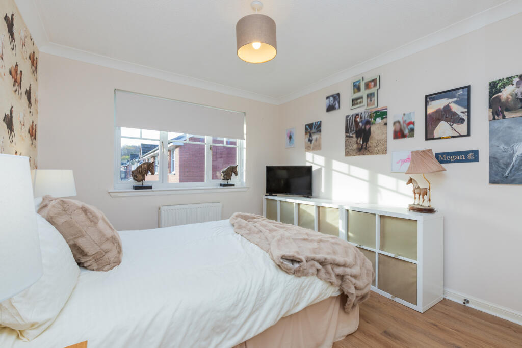 1 deanston park, barrhead L-30