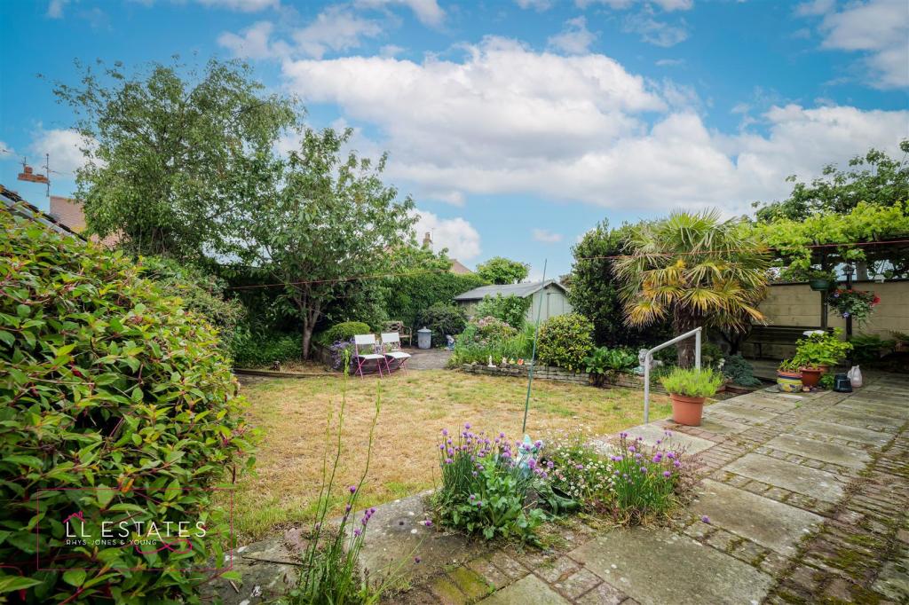 Garden.jpg