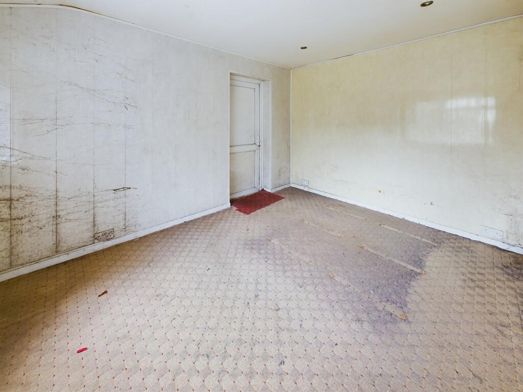 CAM03974G0-PR0101...