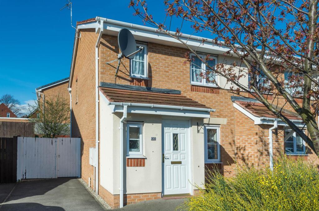 44 Pavillion Way NH 02.jpg