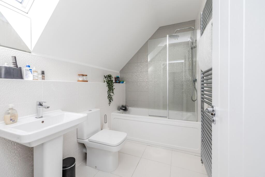 58WhiteadmiralPlaceNewcastleGreatParkNE139EJ-1