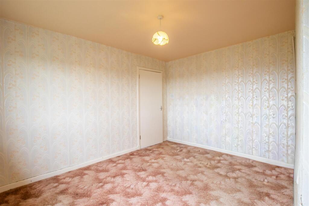 bedroom.two.jpg