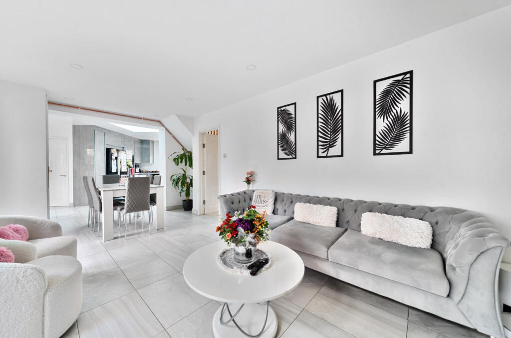 26-681c957befb18-...