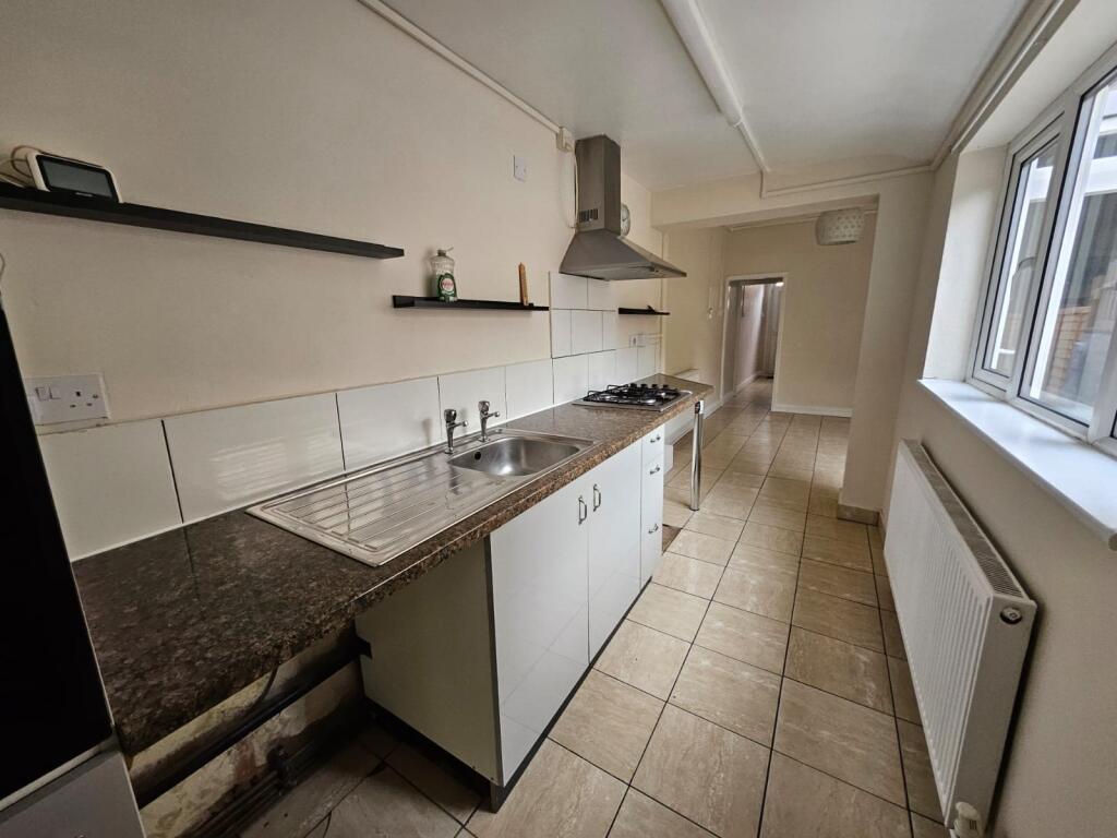 kitchen (1)