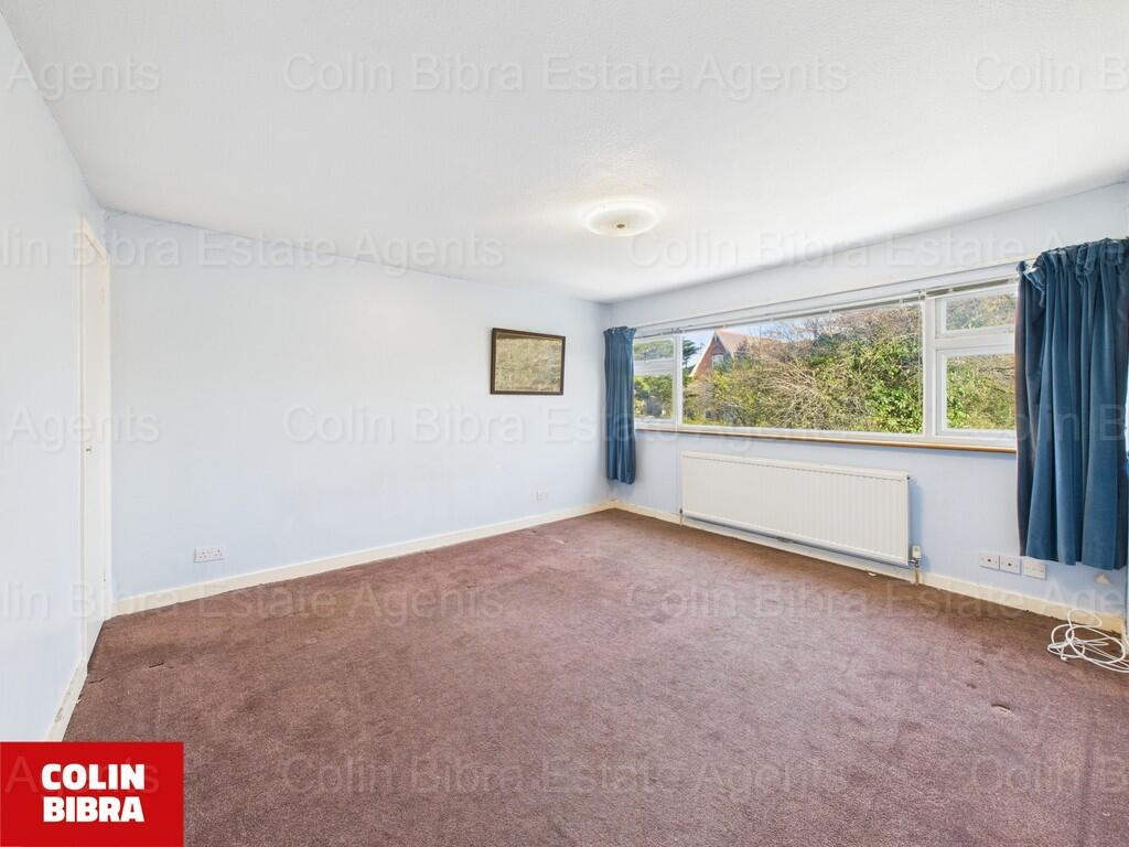 CAM04175G0-PR0064...