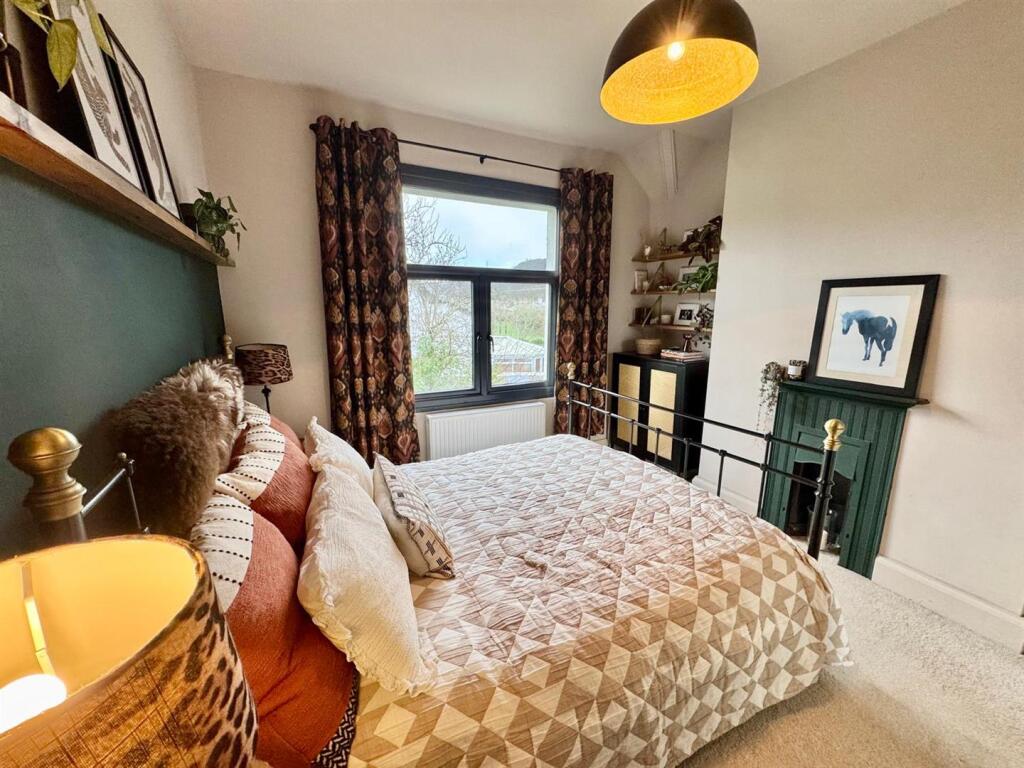 PHOTO-2025-12-15-08-01-09 (4).jpg